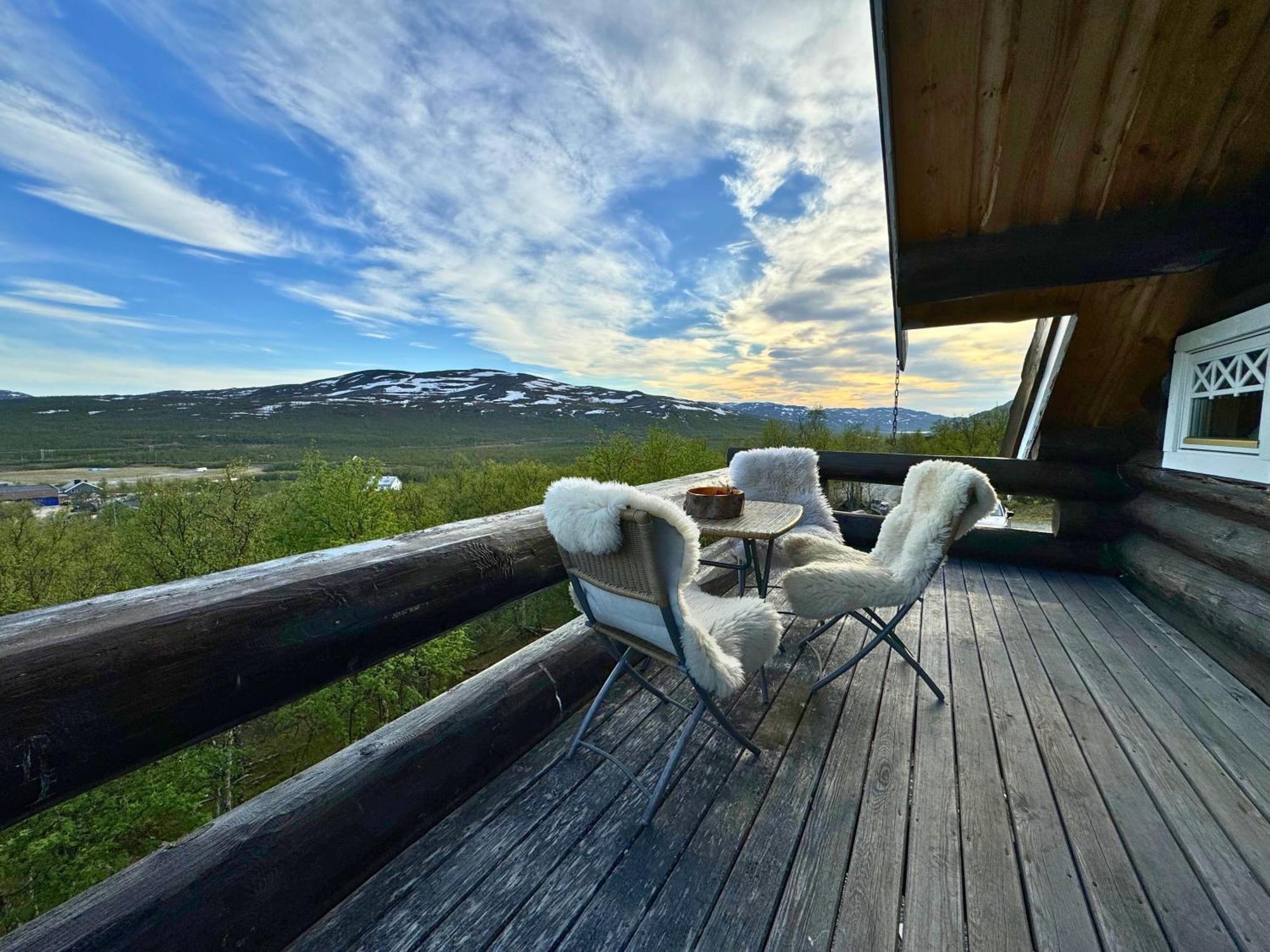 Unique Arctic Timber Cabin Skaidi Exterior foto