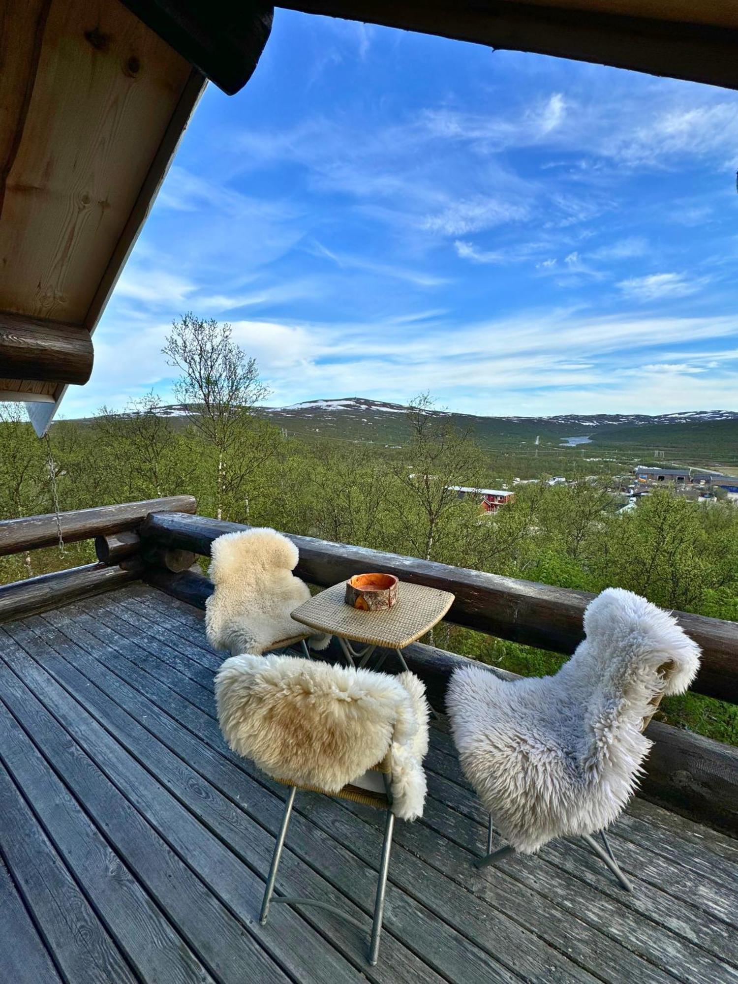 Unique Arctic Timber Cabin Skaidi Exterior foto
