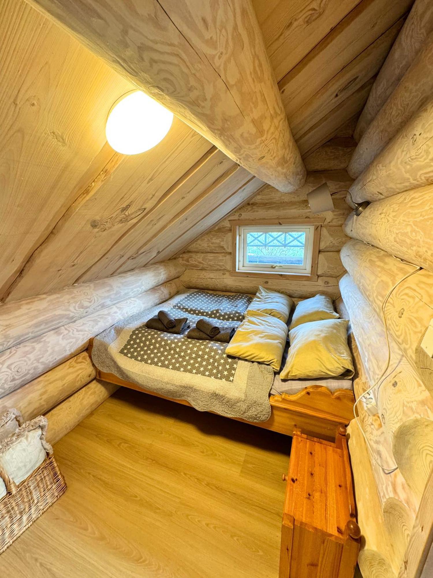 Unique Arctic Timber Cabin Skaidi Exterior foto